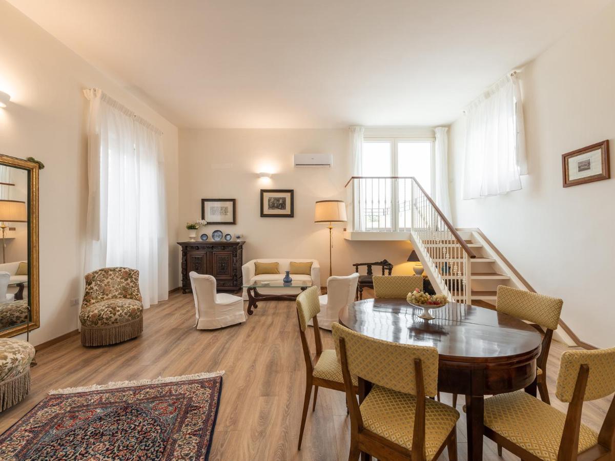 B&B Palazzo Merello Κάλιαρι Εξωτερικό φωτογραφία